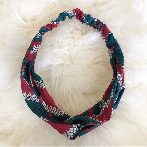 ✨2 for $15✨ Boho Knotted Elastic Headband - Picture 3 of 3